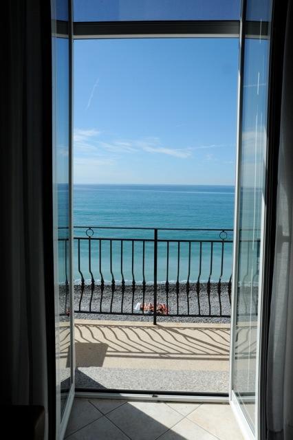 Holiday'S Beach Aparthotel Вентимиля Екстериор снимка